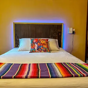 Bed and breakfast Casona Pueblo Magico -suite And Family, Cancún